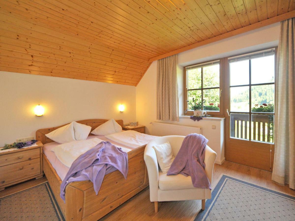 Haus Lindenkreuz Apartment บาด ไคลน์เคิร์ชไฮม์ ภายนอก รูปภาพ