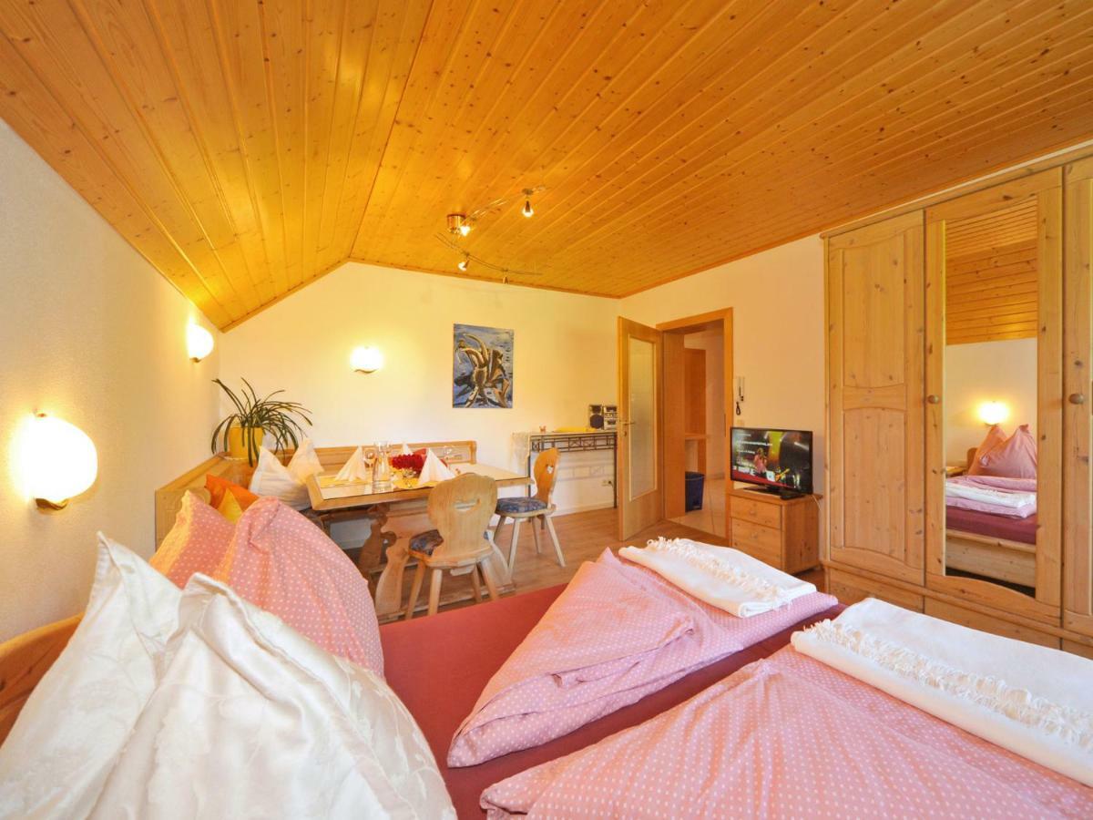 Haus Lindenkreuz Apartment บาด ไคลน์เคิร์ชไฮม์ ภายนอก รูปภาพ