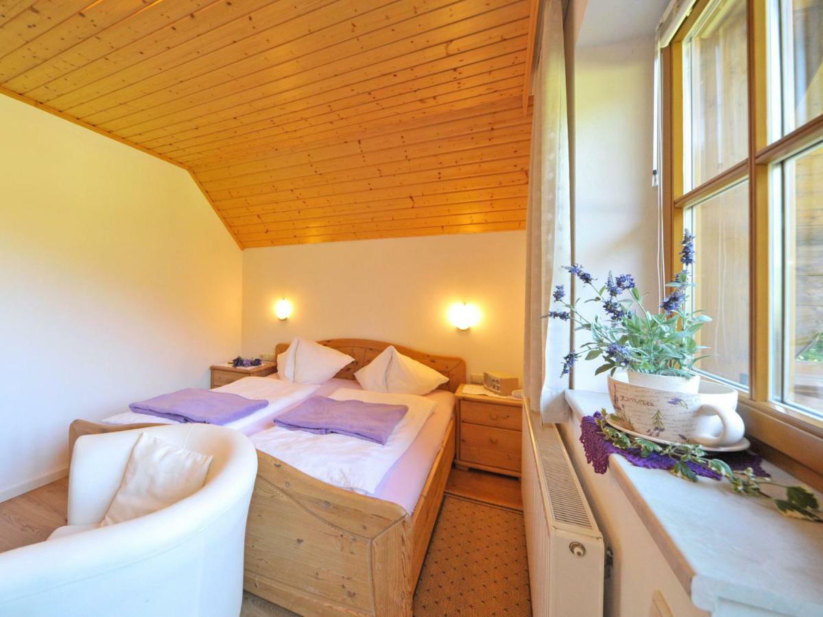 Haus Lindenkreuz Apartment บาด ไคลน์เคิร์ชไฮม์ ภายนอก รูปภาพ