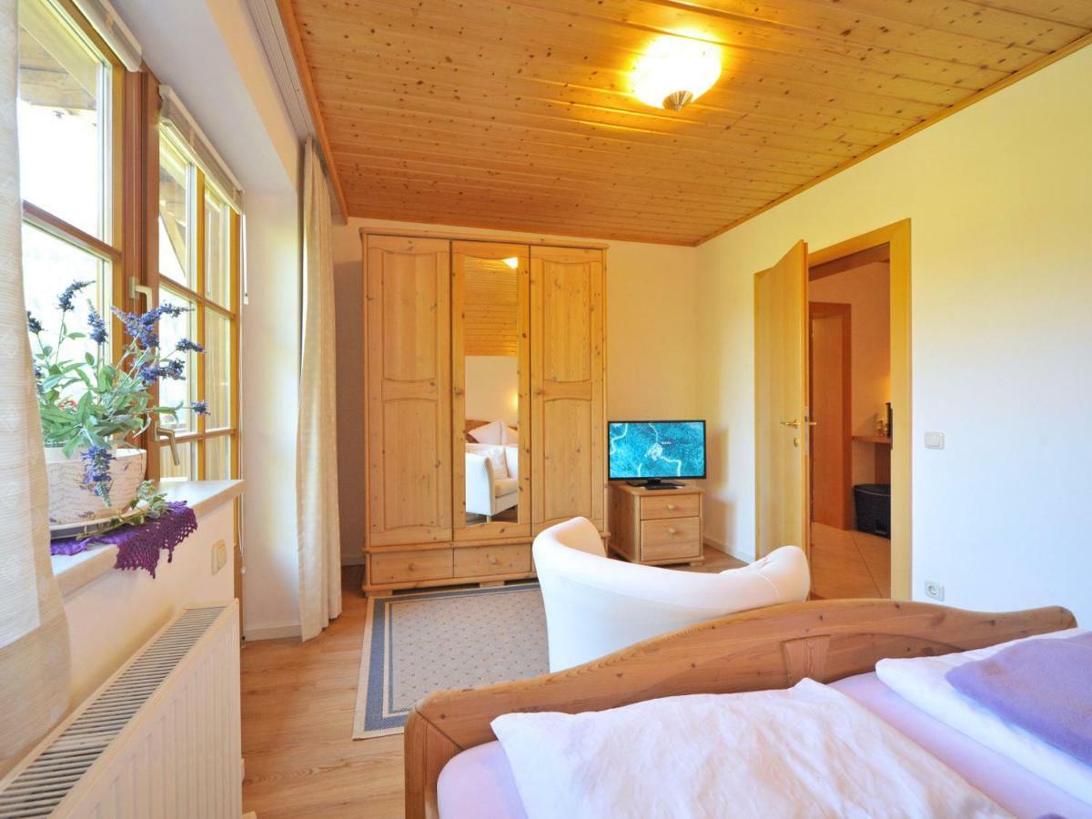 Haus Lindenkreuz Apartment บาด ไคลน์เคิร์ชไฮม์ ภายนอก รูปภาพ