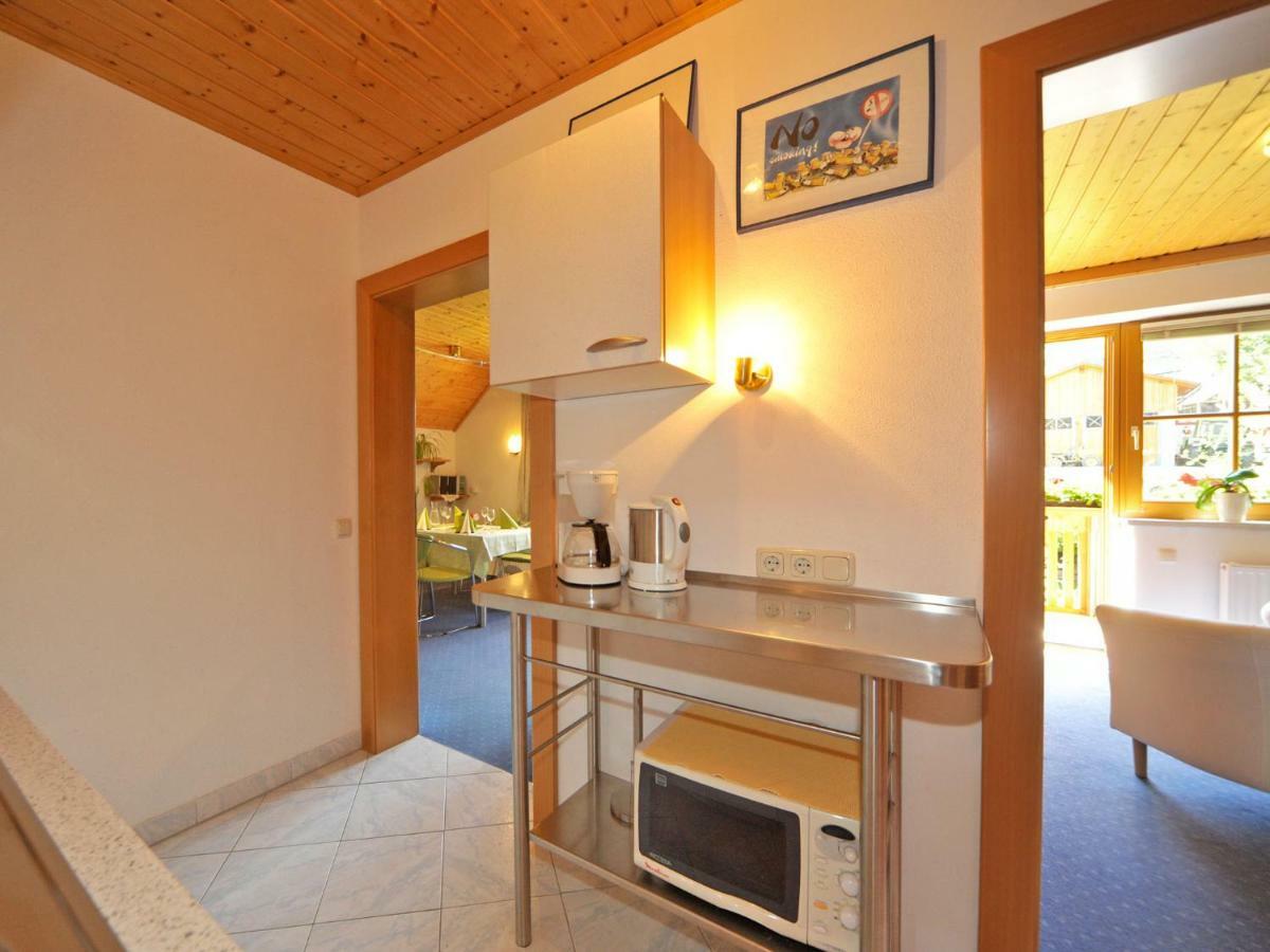 Haus Lindenkreuz Apartment บาด ไคลน์เคิร์ชไฮม์ ภายนอก รูปภาพ