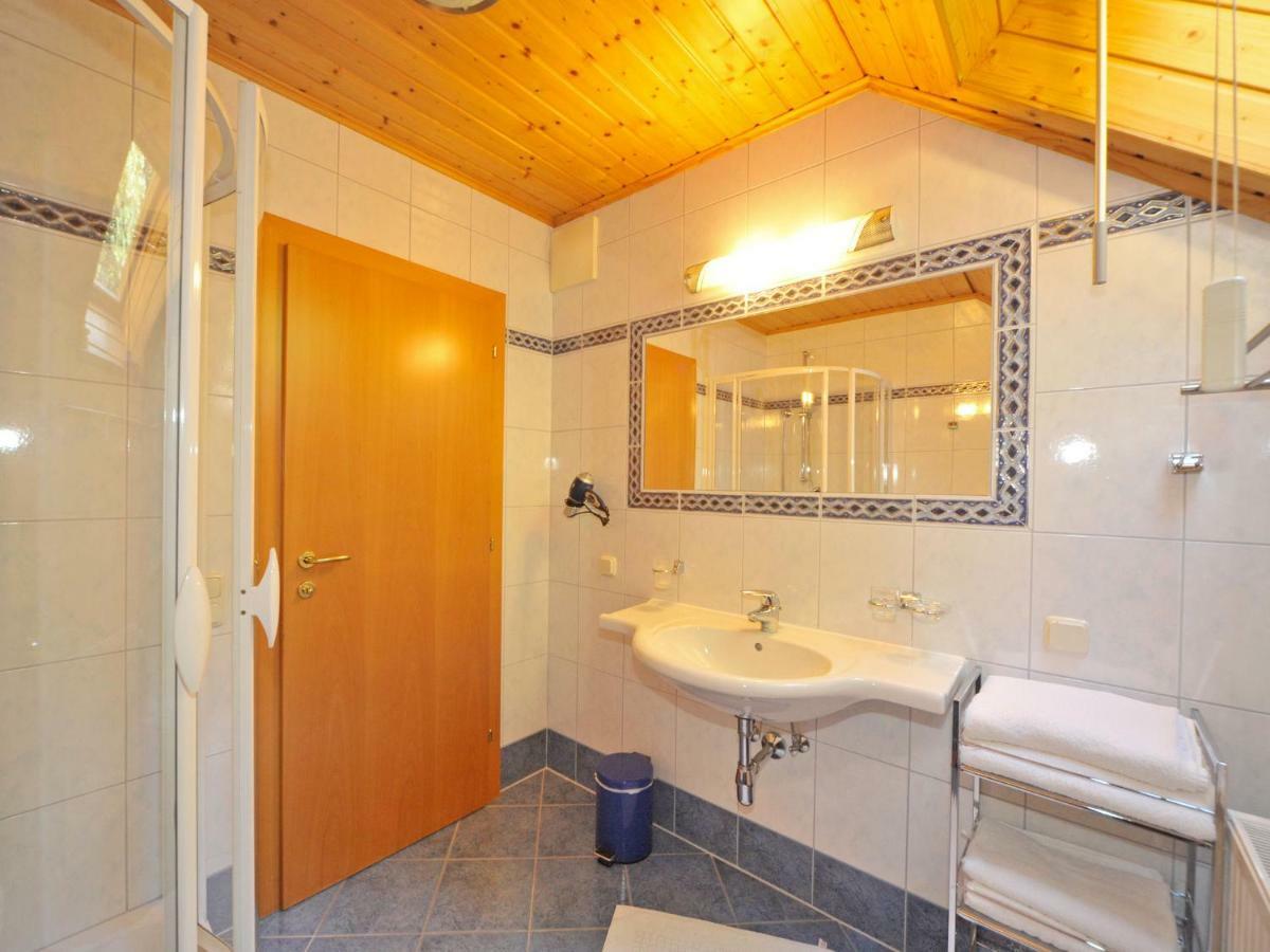 Haus Lindenkreuz Apartment บาด ไคลน์เคิร์ชไฮม์ ภายนอก รูปภาพ