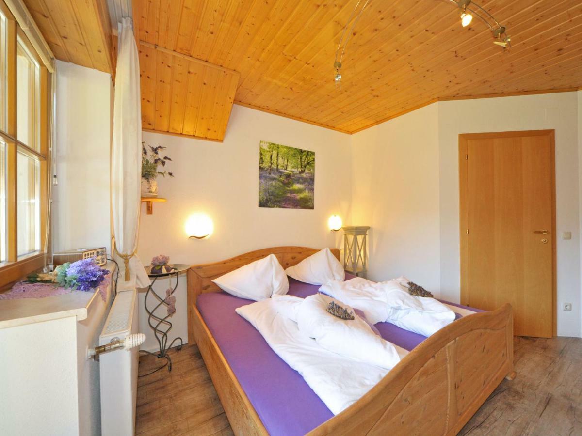 Haus Lindenkreuz Apartment บาด ไคลน์เคิร์ชไฮม์ ภายนอก รูปภาพ