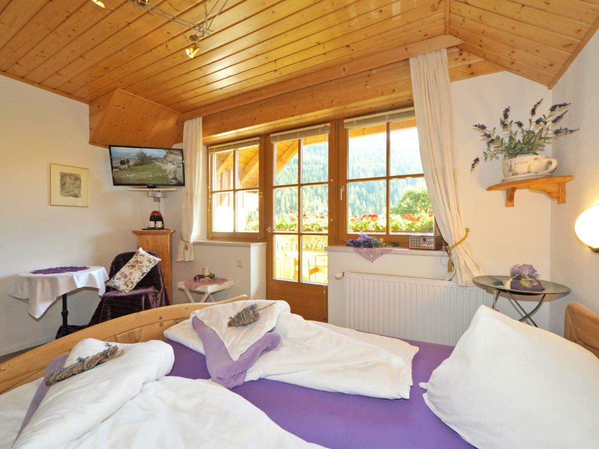 Haus Lindenkreuz Apartment บาด ไคลน์เคิร์ชไฮม์ ภายนอก รูปภาพ